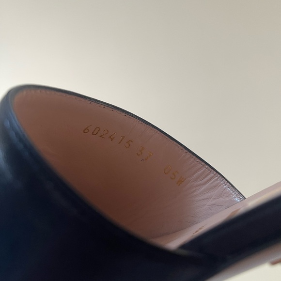 Gucci Leather Sandals - Picture 7 of 9